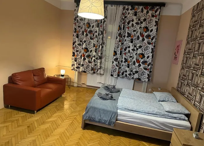 Apartament Lanchid Castle Side Red And Blue *