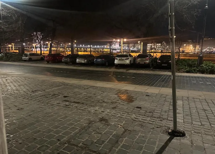 Lanchid Castle Side Red And Blue Apartament Budapesta