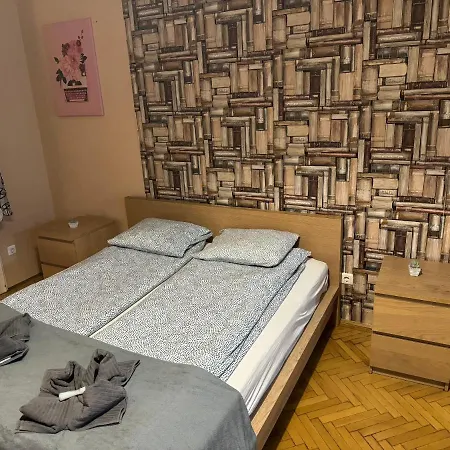 Lanchid Castle Side Red And Blue *