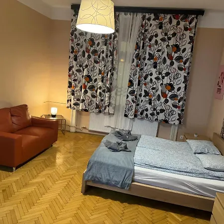 Apartamento Lanchid Castle Side Red And Blue *