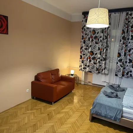 Lanchid Castle Side Red And Blue *